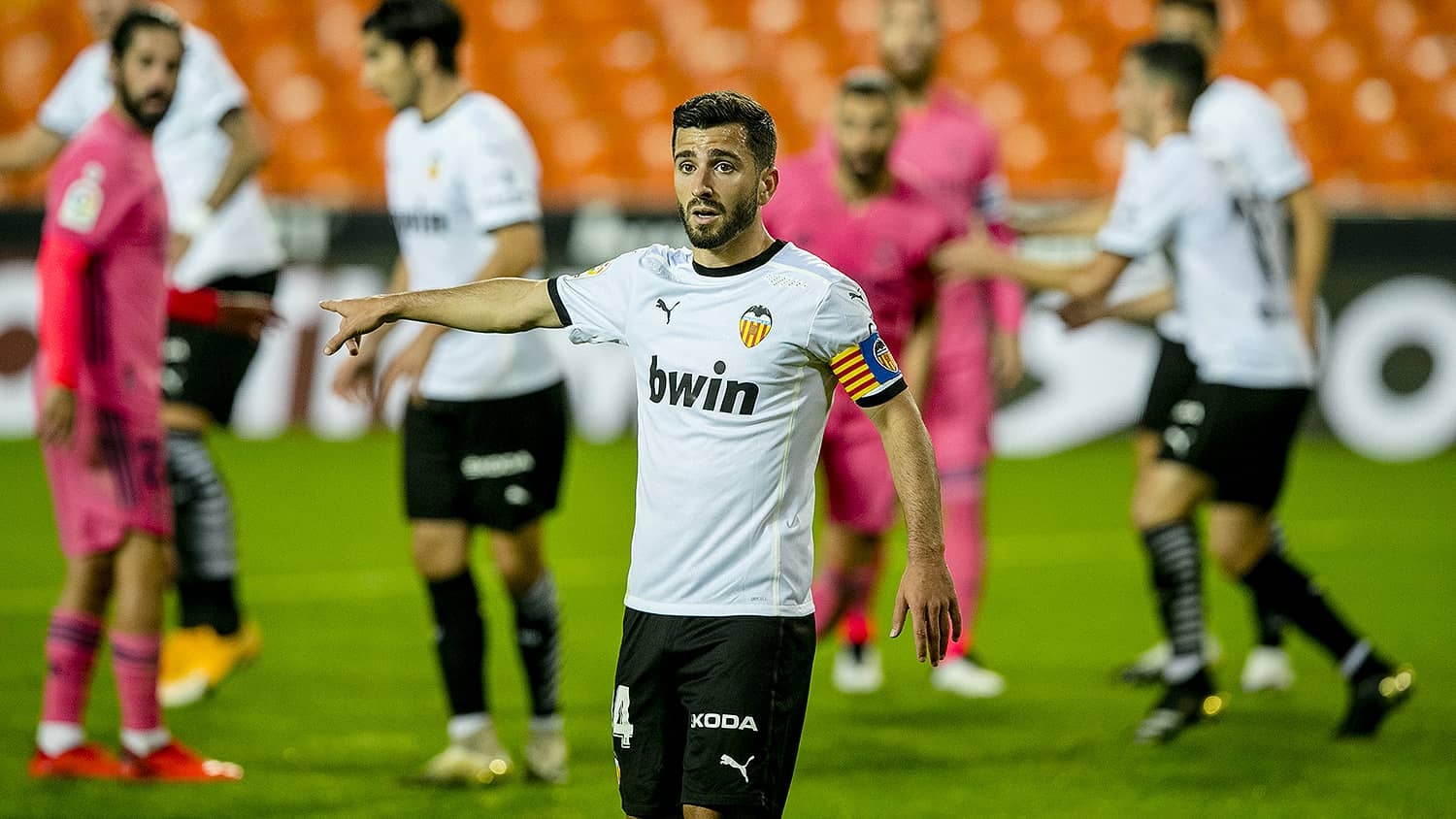 Gayà entra en el top 50 de jugadores con más partidos oficiales con el ...