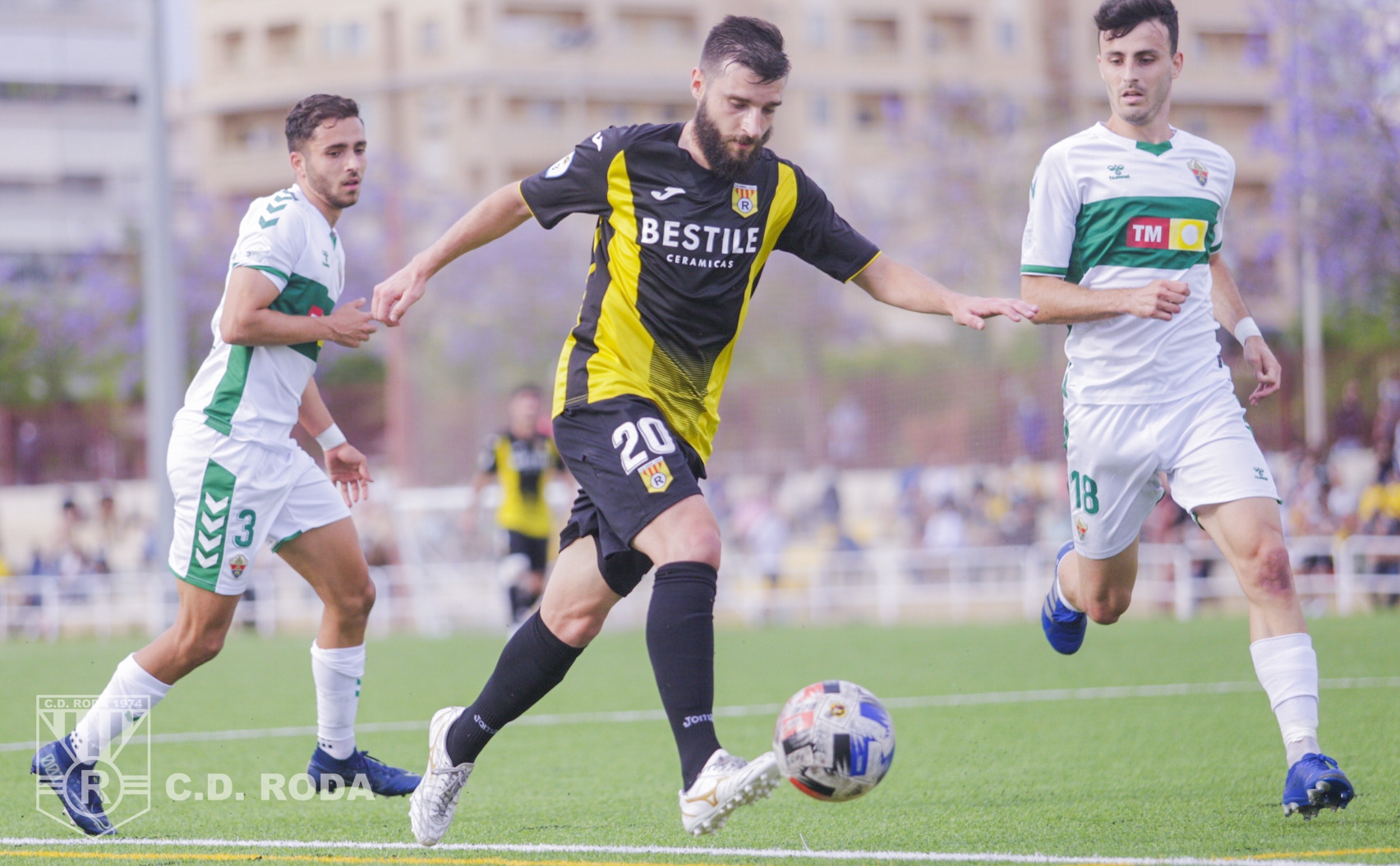 El Ilicitano apea al CD Roda en la carrera por la final (2-0) - Nostresport