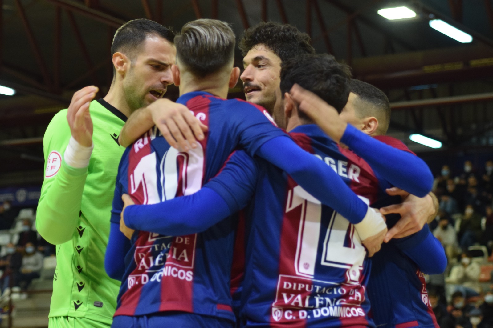 Levante reacciona en la víspera de la Champions (4-3) - Nostresport