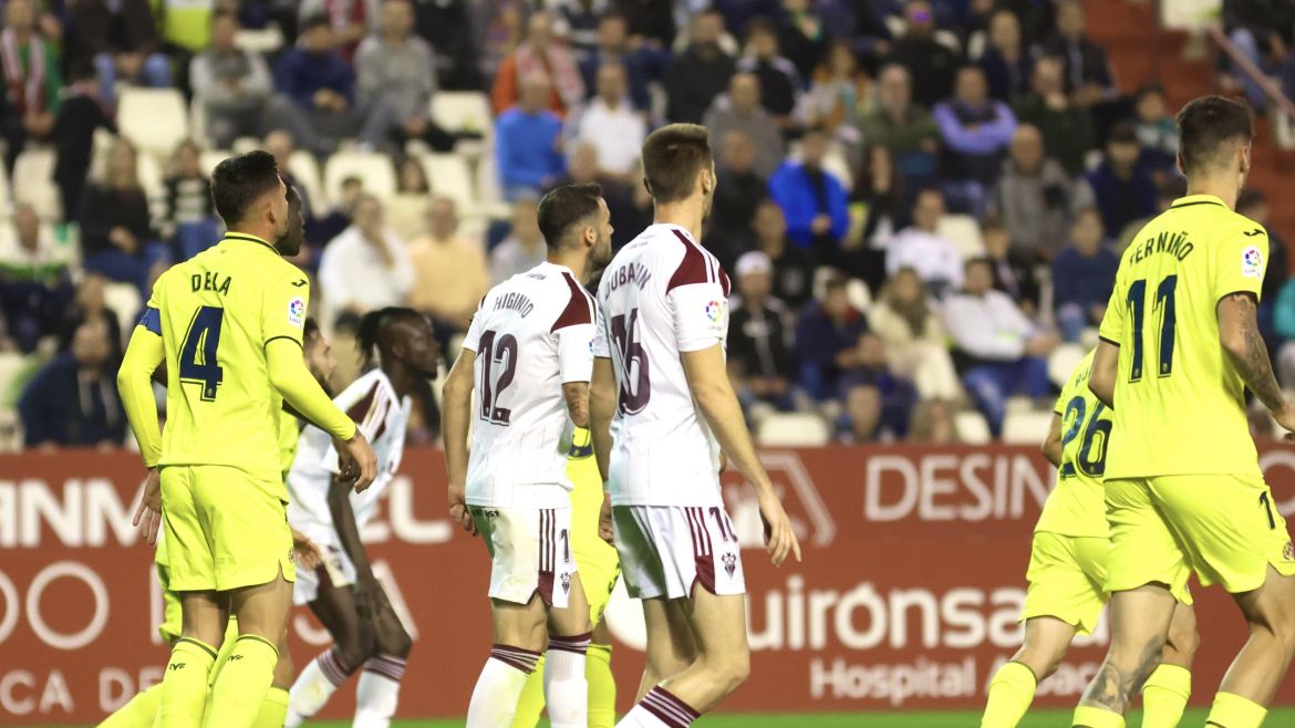 El Villarreal B suma un punto de su visita al Carlos Belmonte